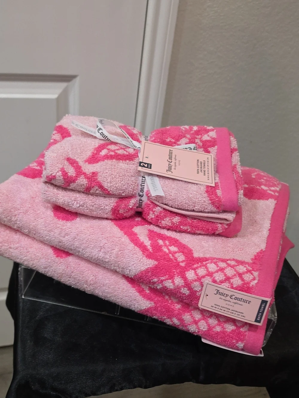 Juicy Couture Home Rose Pattern 100% Jacquard Cotton Bath & Hand Towel Set